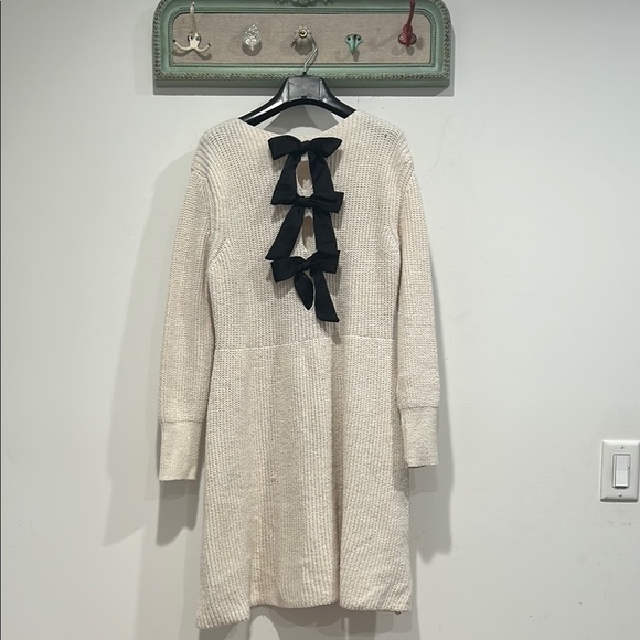 Cream long sleeve Sweater Dress with Black Bows women’s medium mini - Picture 1 of 6